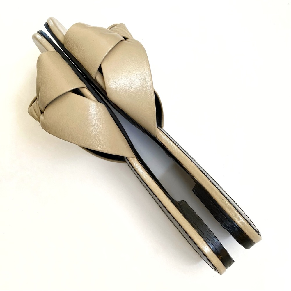 SAINT LAURENT beige tan Bianca knot flat slide sandals - Picture 2 of 10